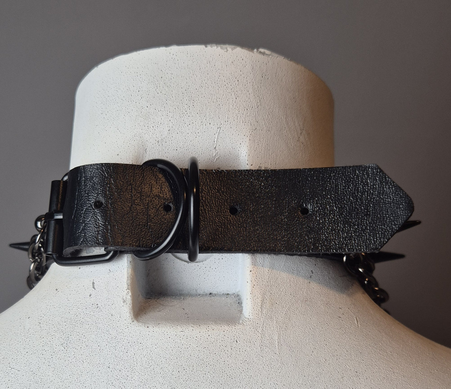 Choker "Total Black" Croce Catene Borchie nere